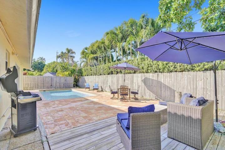 Beautiful 4 Bedrooms/Pool/Walk To Beach 迪尔菲尔德海滩 外观 照片