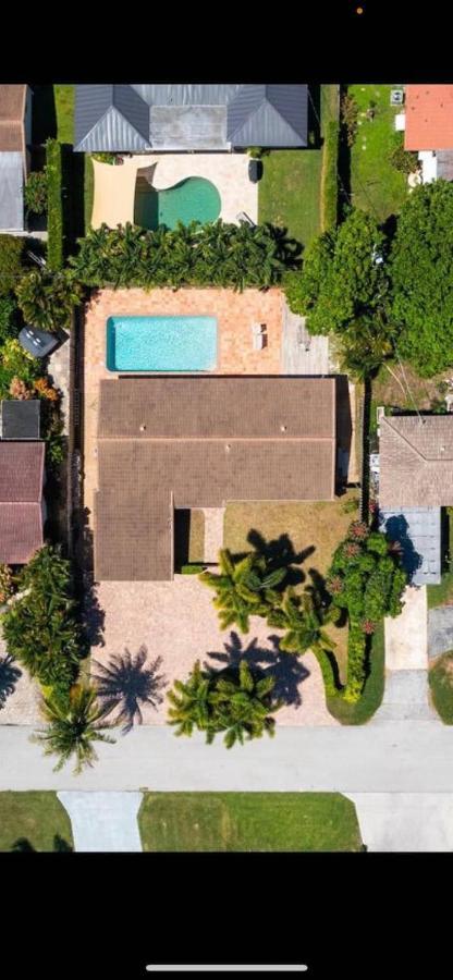 Beautiful 4 Bedrooms/Pool/Walk To Beach 迪尔菲尔德海滩 外观 照片