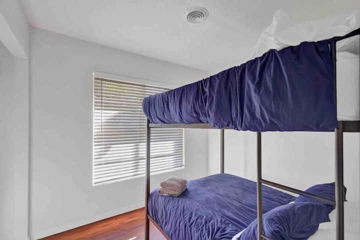 Beautiful 4 Bedrooms/Pool/Walk To Beach 迪尔菲尔德海滩 外观 照片