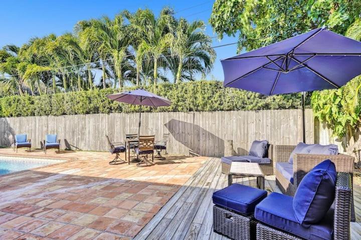Beautiful 4 Bedrooms/Pool/Walk To Beach 迪尔菲尔德海滩 外观 照片