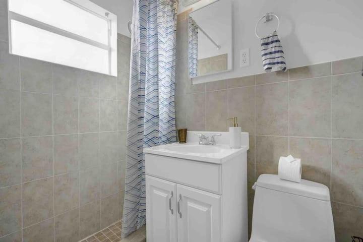 Beautiful 4 Bedrooms/Pool/Walk To Beach 迪尔菲尔德海滩 外观 照片