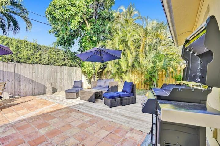 Beautiful 4 Bedrooms/Pool/Walk To Beach 迪尔菲尔德海滩 外观 照片