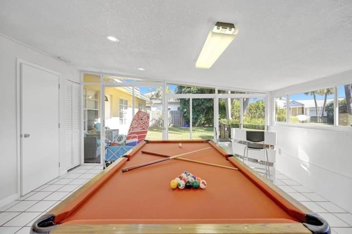 Beautiful 4 Bedrooms/Pool/Walk To Beach 迪尔菲尔德海滩 外观 照片