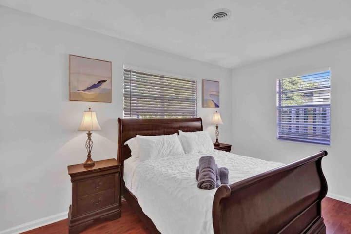 Beautiful 4 Bedrooms/Pool/Walk To Beach 迪尔菲尔德海滩 外观 照片